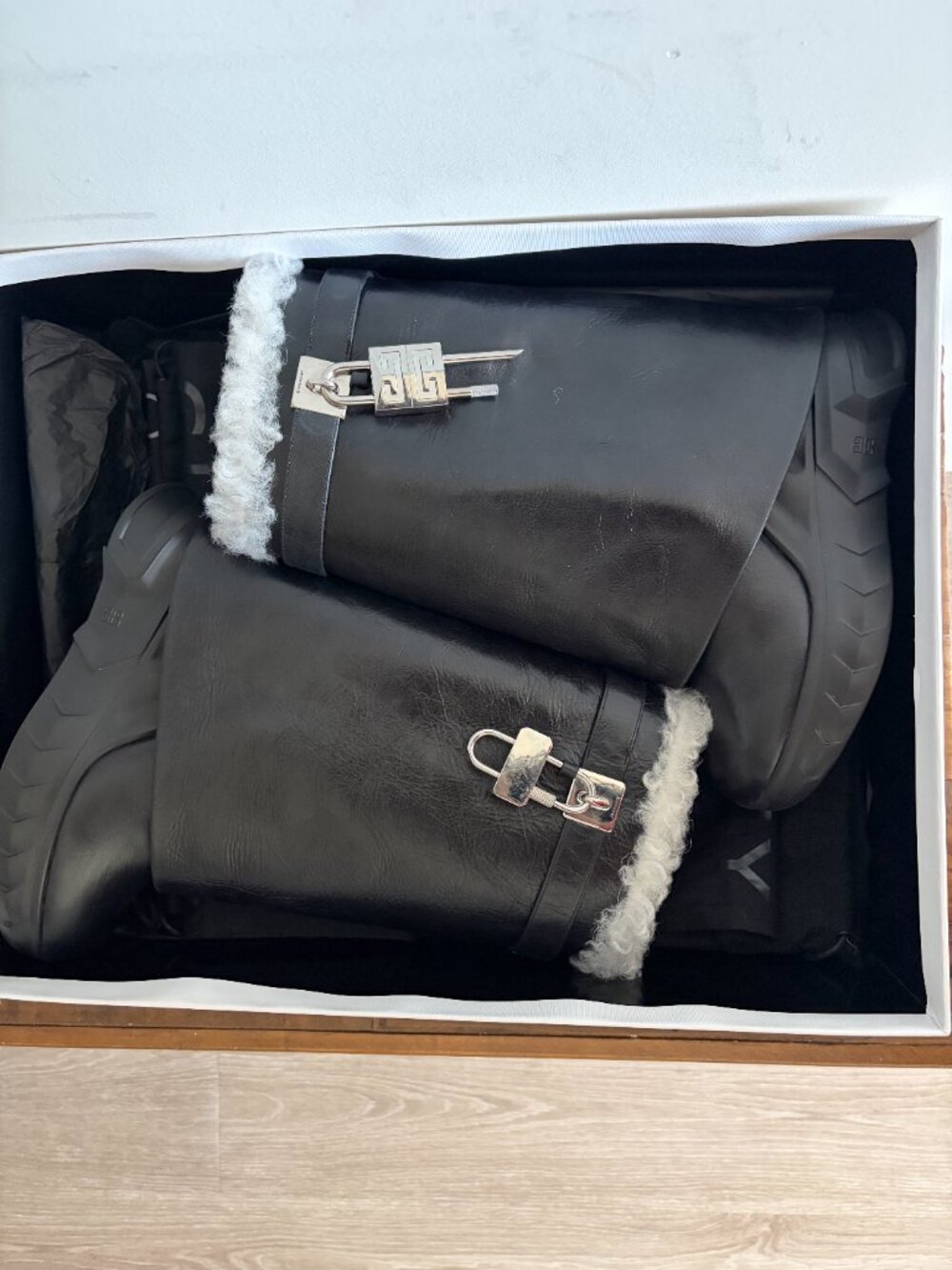 RARE Givenchy Shark Lock Shearling Biker Boots 🖤 Hard to Find | Full Set | Like